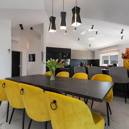 Luxury Harmonia Villa