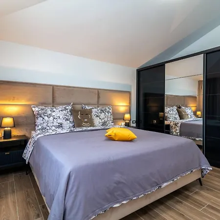 Luxury Harmonia Villa Rogoznica (Sibenik-Knin)