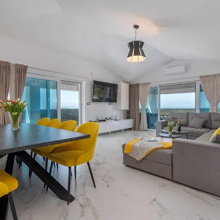 Luxury Harmonia Villa