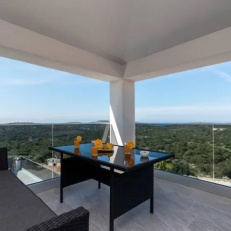 Villa Luxury Harmonia *