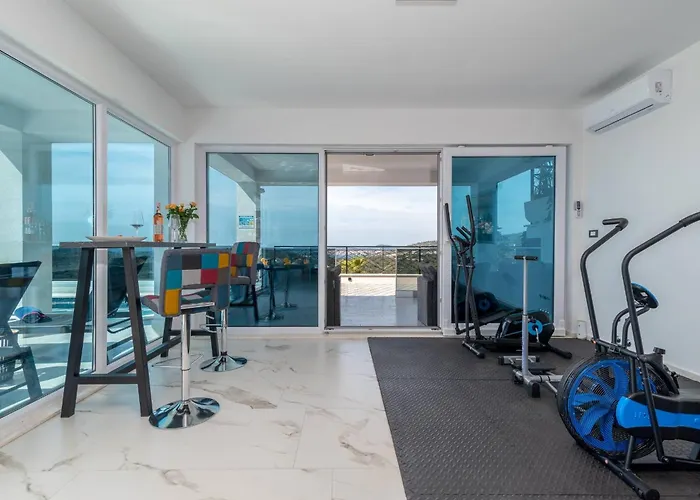 Luxury Harmonia * Rogoznica (Sibenik-Knin)